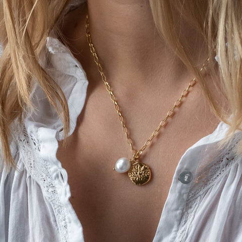 Pearl & roman coin chunky chain necklace